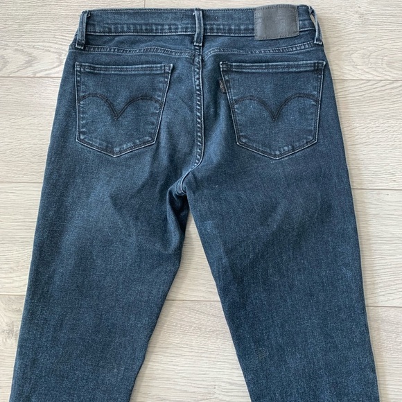 Levi’s 710 Super Skinny Raw Hem Mid Rise Jeans - Picture 6 of 16
